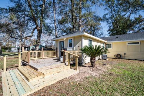 11620 Fostoria Road Cleveland TX 77328