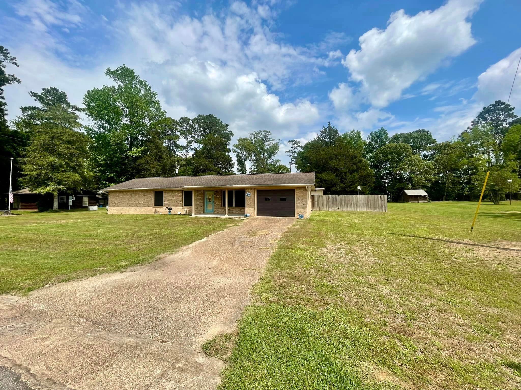 258 County Road 4190 Woodville TX 75979