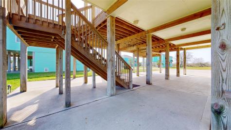 906 Helen Boulevard Crystal Beach TX 77650
