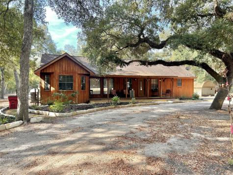 20007 Deer Run Road Damon TX 77430