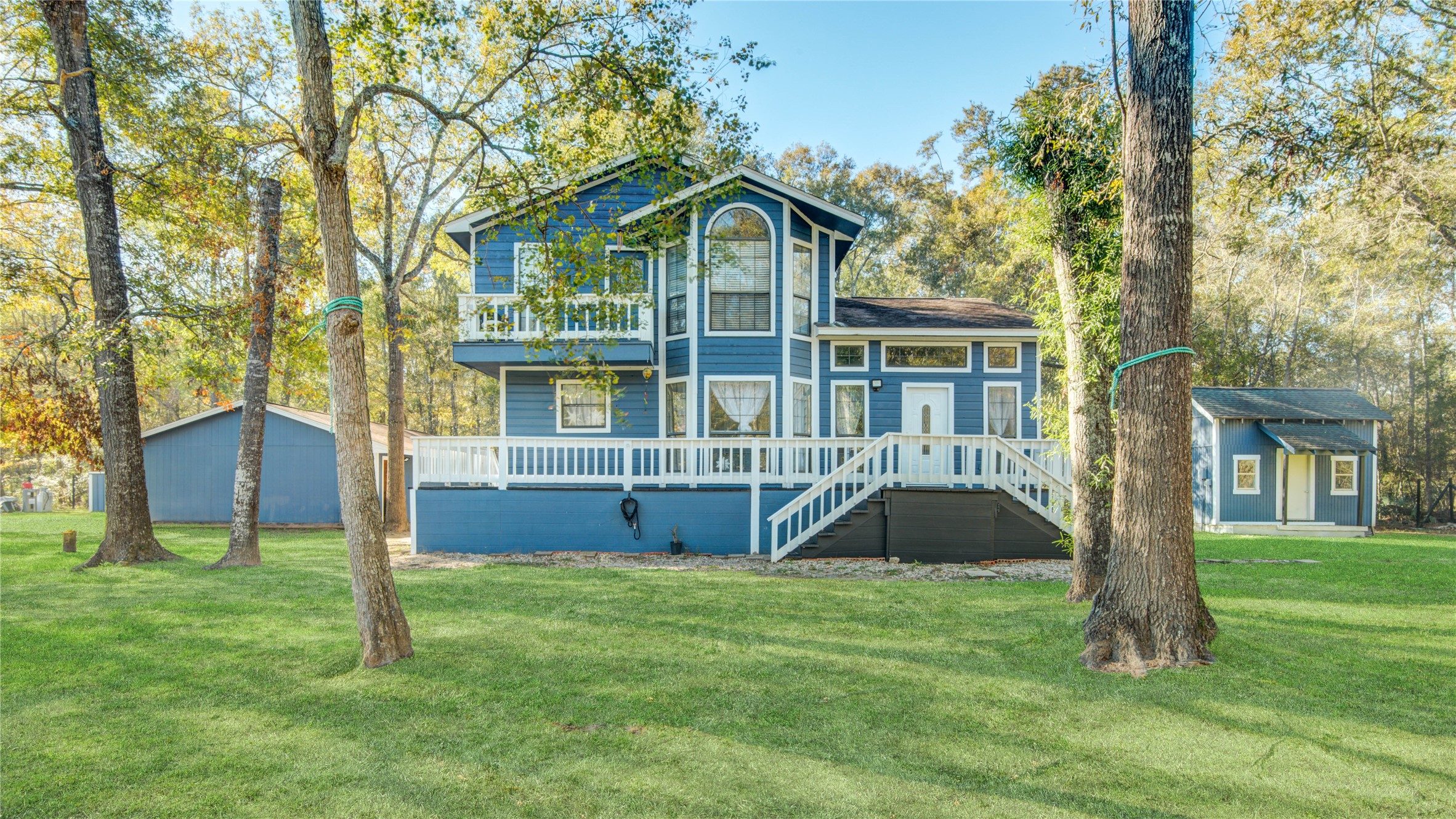 260 County Road 349 Cleveland TX 77327