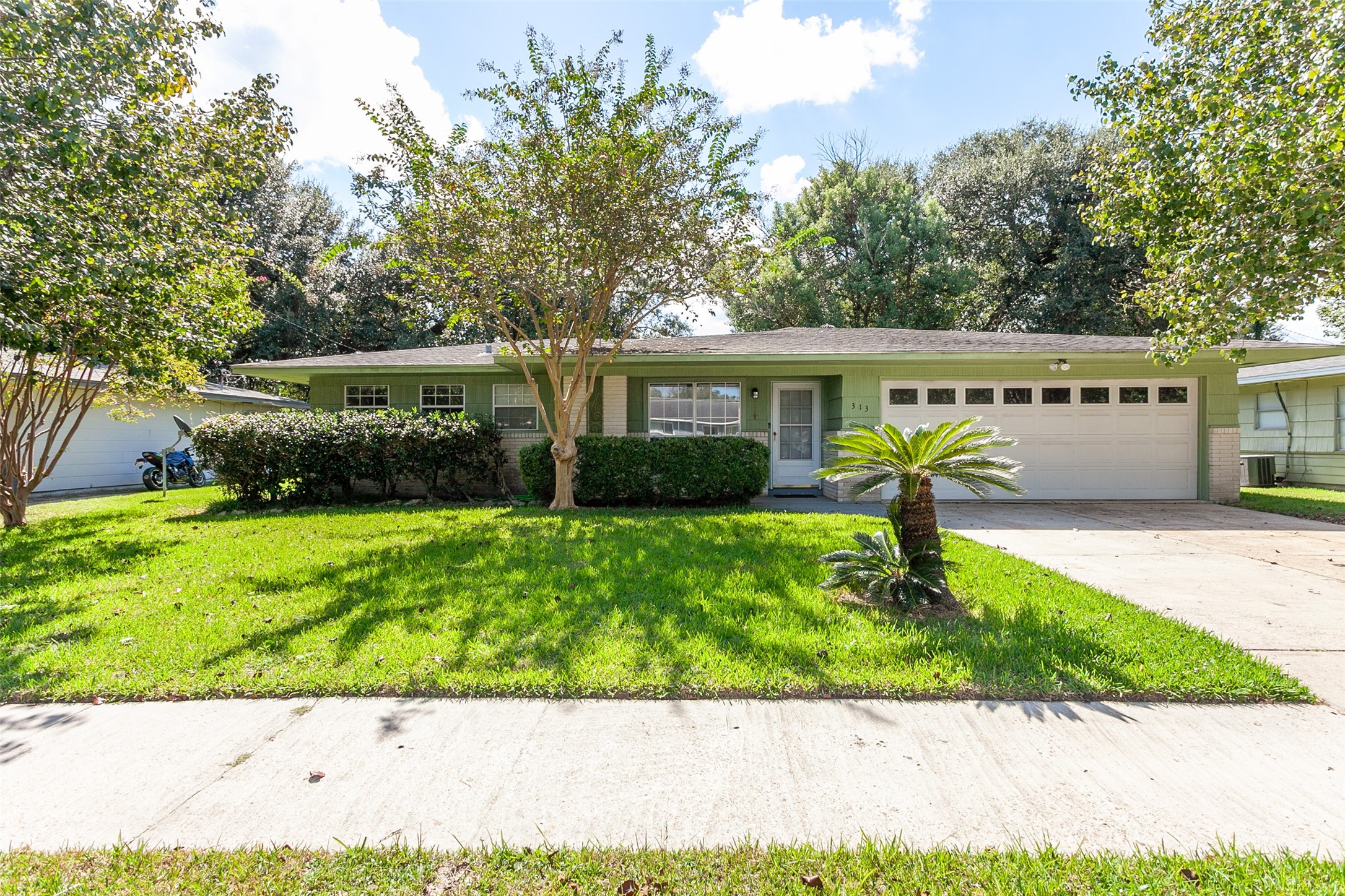 313 Camellia Avenue Orange TX 77630