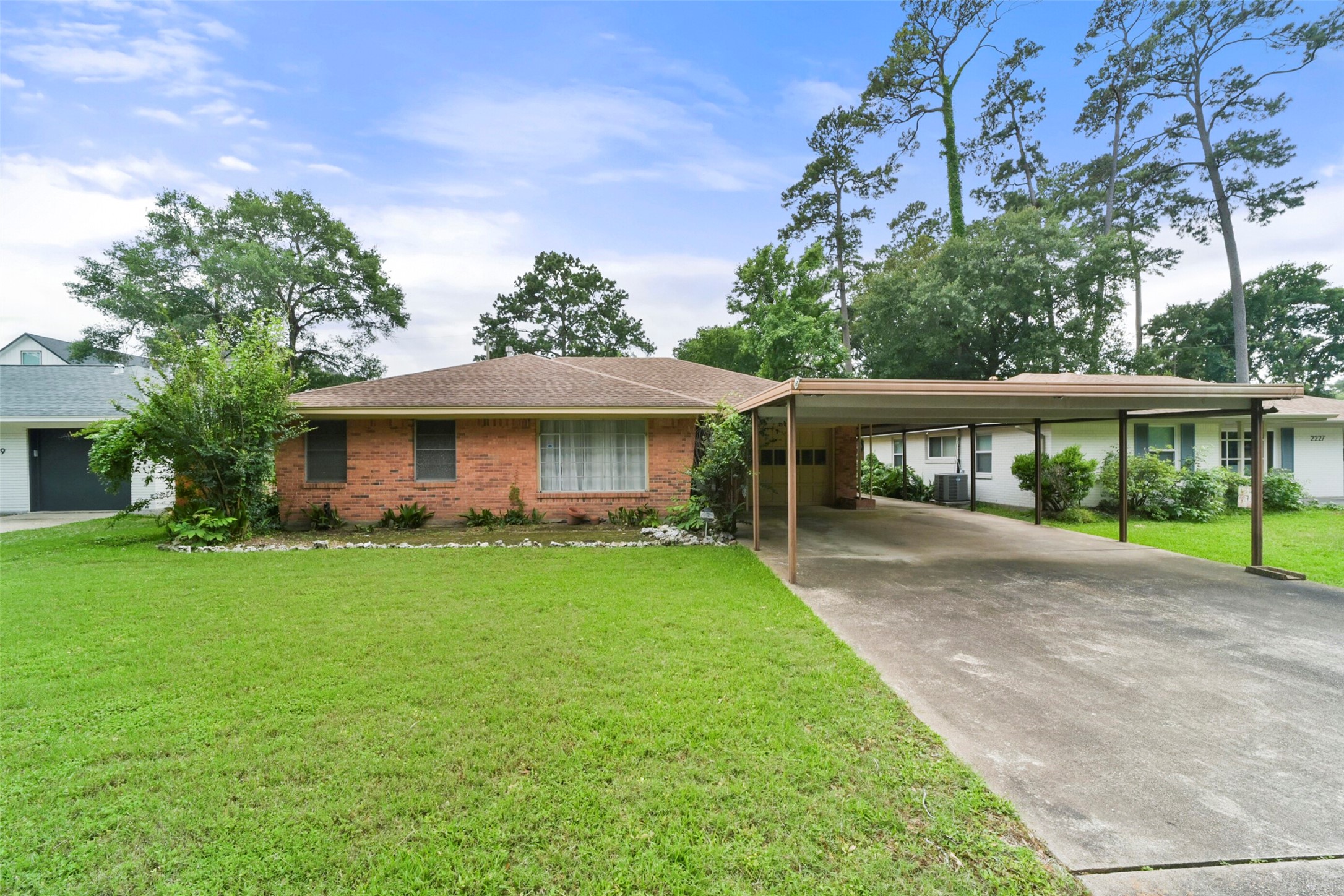 2223 Libbey Drive Houston TX 77018