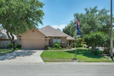 101 Whistlers Bend Rockport TX 78382