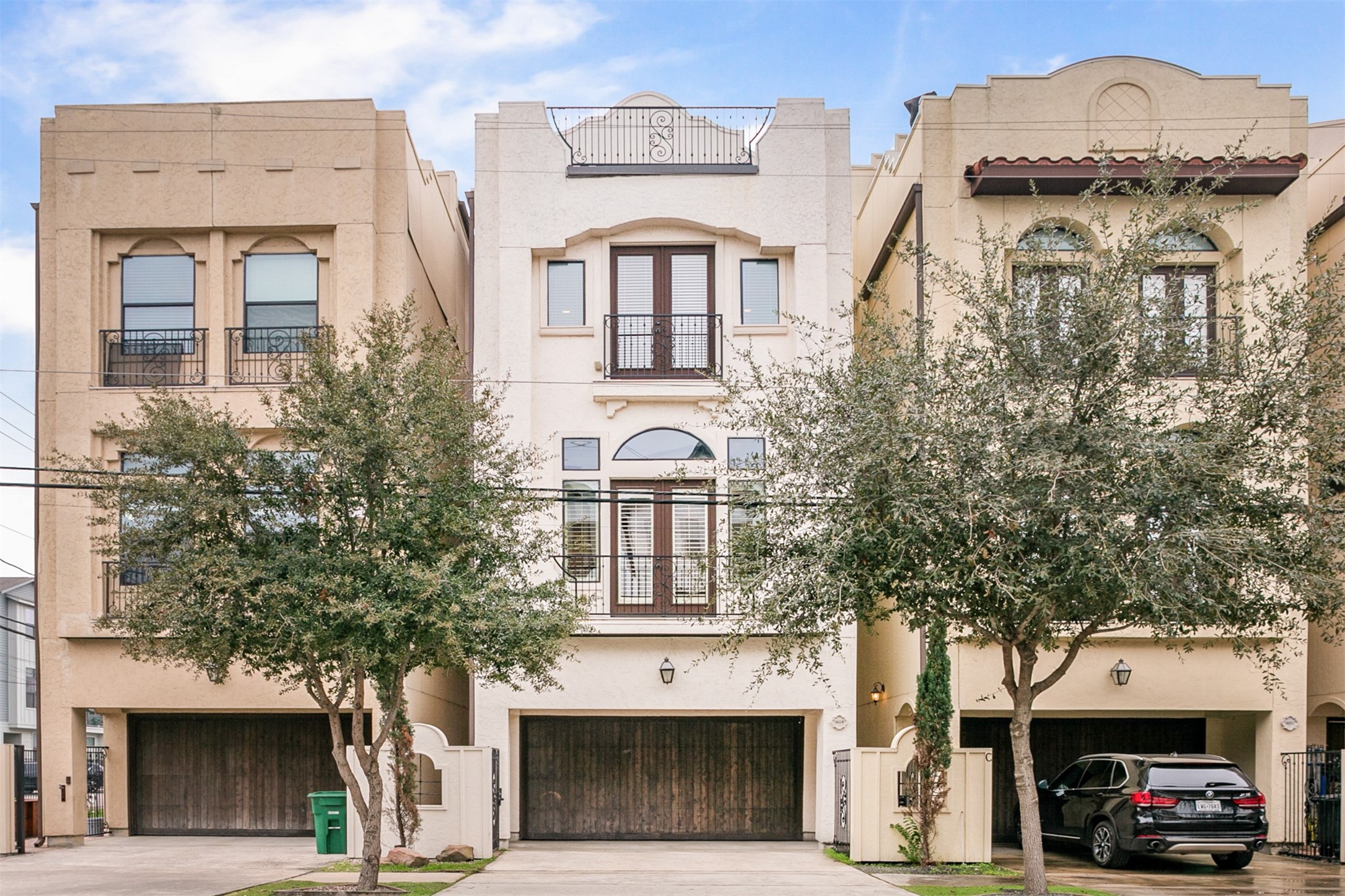 1102 W 15th 1/2 Street B Houston TX 77008