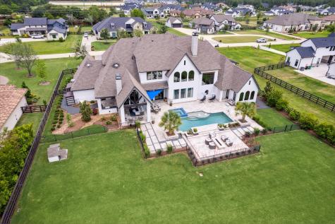 6 Little Sorrell Court Tomball TX 77377