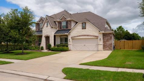 696 Cumberland Ridge Lane League City TX 77573