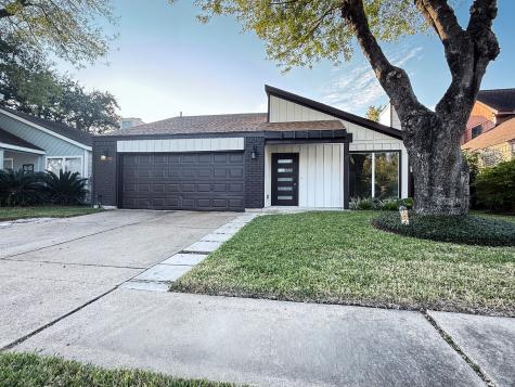 3819 Bear Creek Meadows Lane Houston TX 77043