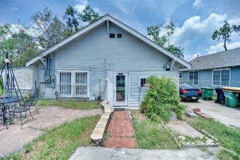 615 Mcintosh Street Houston TX 77009