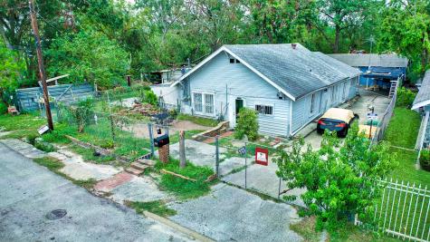 615 Mcintosh Street Houston TX 77009