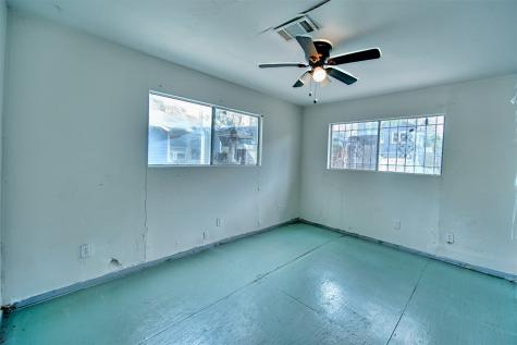 615 Mcintosh Street Houston TX 77009