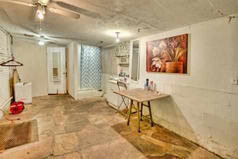 615 Mcintosh Street Houston TX 77009