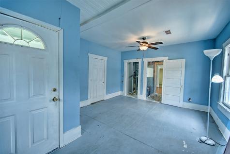 615 Mcintosh Street Houston TX 77009