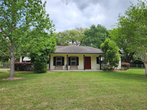 101 Becica Street Columbus TX 78934