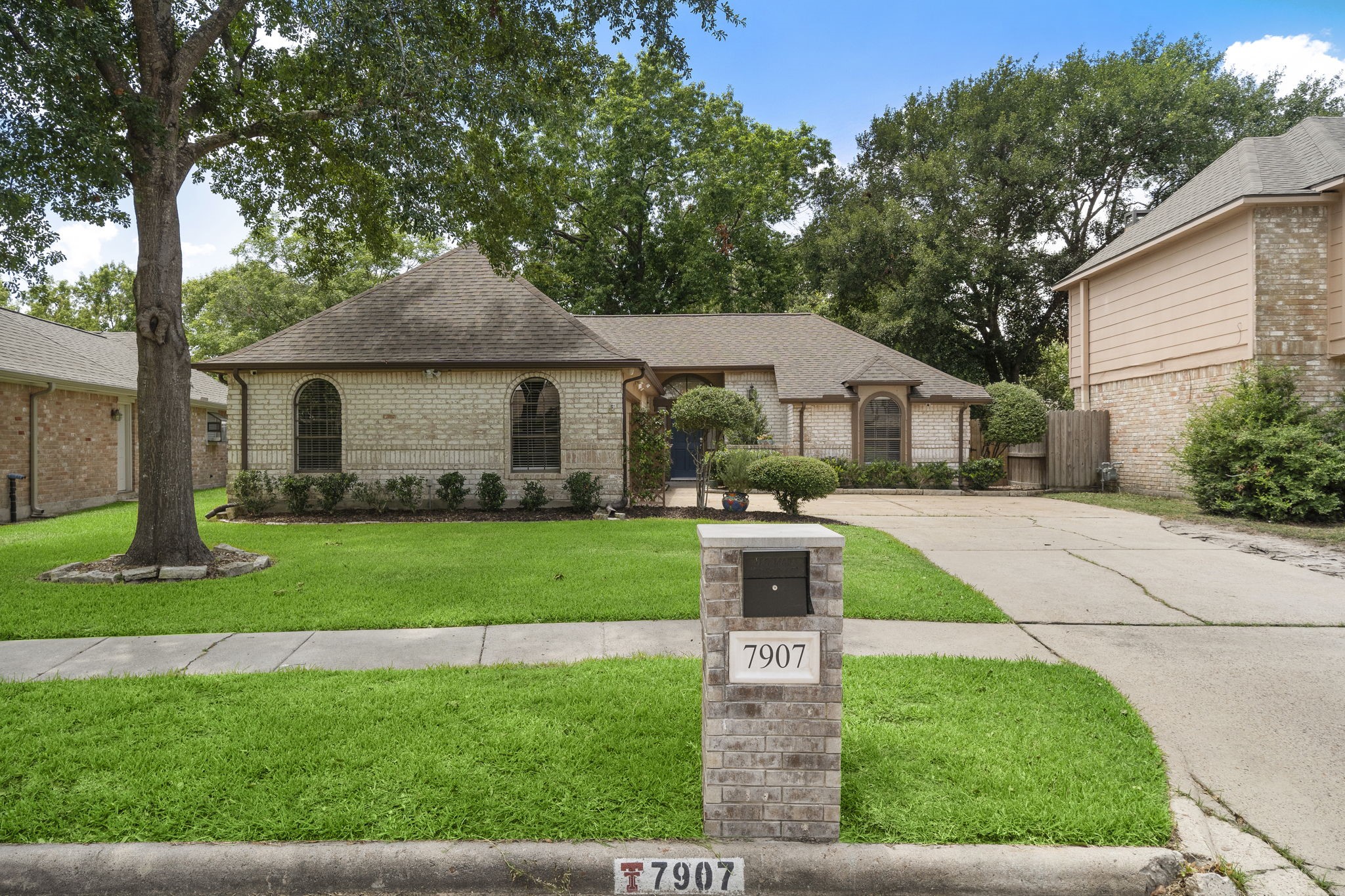 7907 Bayou Forest Drive Houston TX 77088