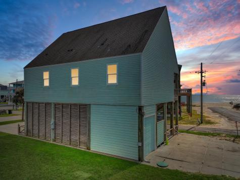 816 S Crystal Beach Road Port Bolivar TX 77650