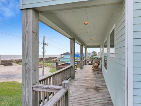 816 S Crystal Beach Road Port Bolivar TX 77650