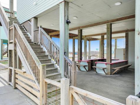 816 S Crystal Beach Road Port Bolivar TX 77650