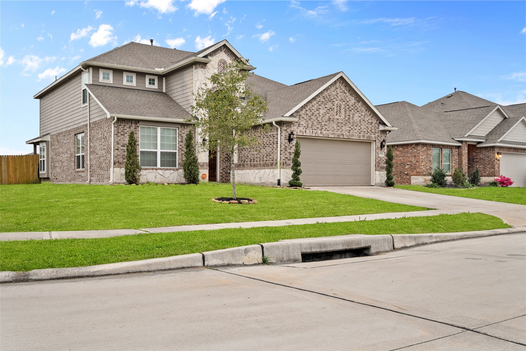 5172 Arbor Cove Court Alvin TX 77511