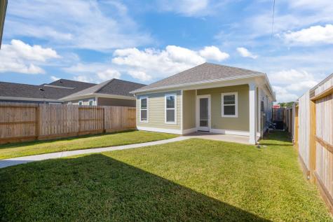 2505 S Houston Avenue Pearland TX 77581