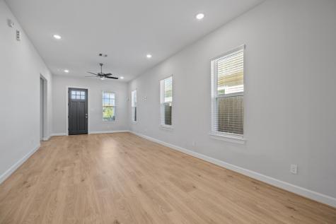 2505 S Houston Avenue Pearland TX 77581