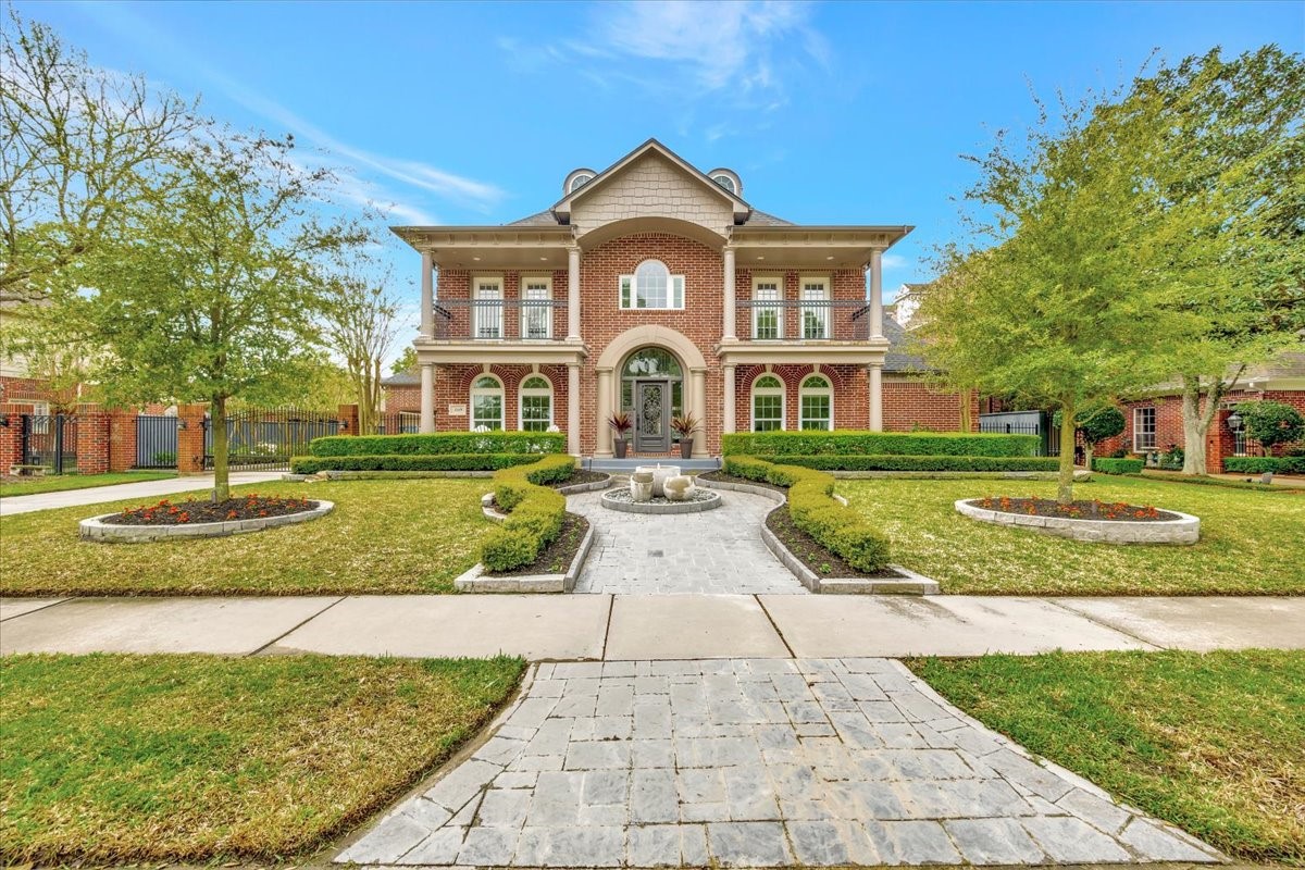 2119 Pineloch Drive Houston TX 77062