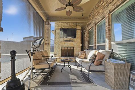 12403 Emerald Lane Mont Belvieu TX 77535