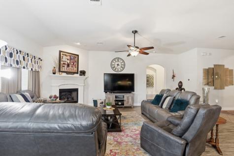 12403 Emerald Lane Mont Belvieu TX 77535