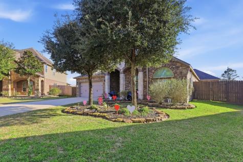 12403 Emerald Lane Mont Belvieu TX 77535