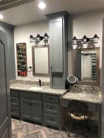12403 Emerald Lane Mont Belvieu TX 77535
