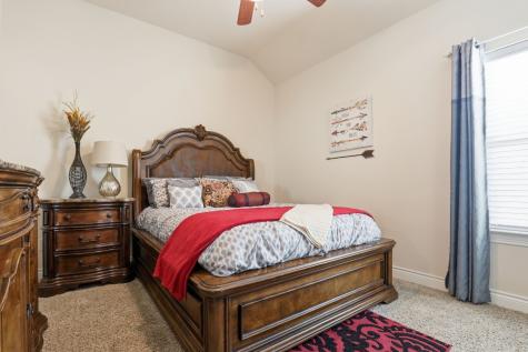 12403 Emerald Lane Mont Belvieu TX 77535