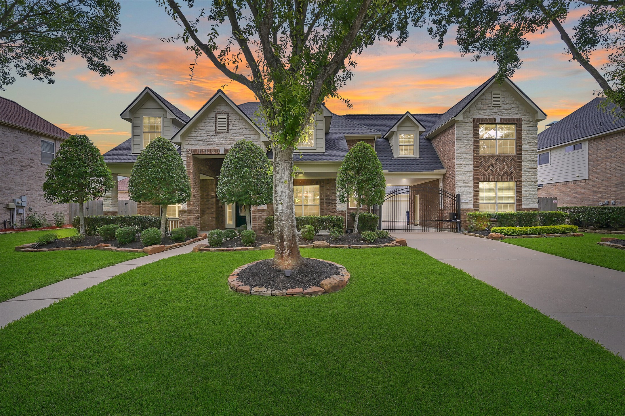 3342 Duke Lane Friendswood TX 77546