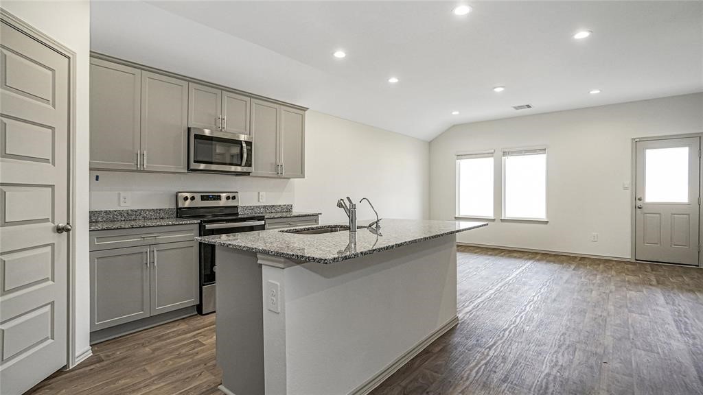 1119 Sundown Prairie Drive Sealy TX 77474