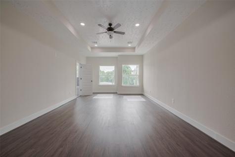 2206 Hoskins Drive Houston TX 77080