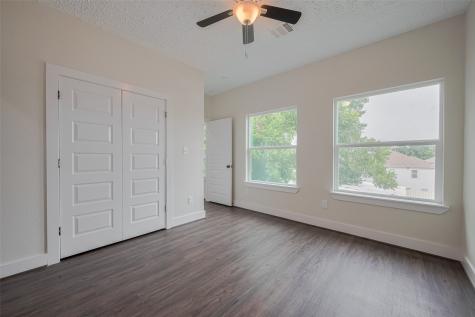 2206 Hoskins Drive Houston TX 77080
