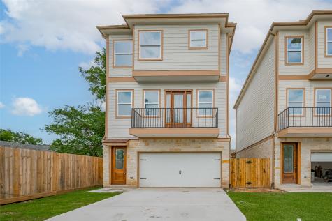 2206 Hoskins Drive Houston TX 77080