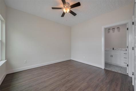 2206 Hoskins Drive Houston TX 77080