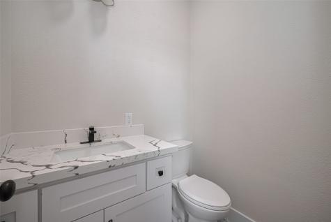 2206 Hoskins Drive Houston TX 77080