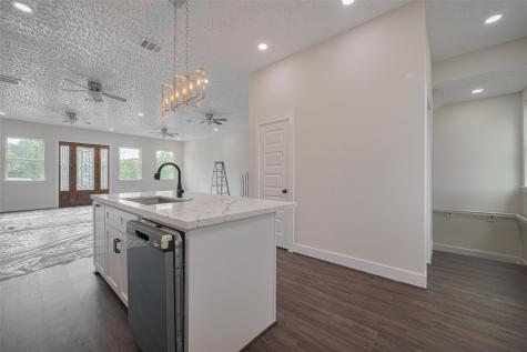 2206 Hoskins Drive Houston TX 77080
