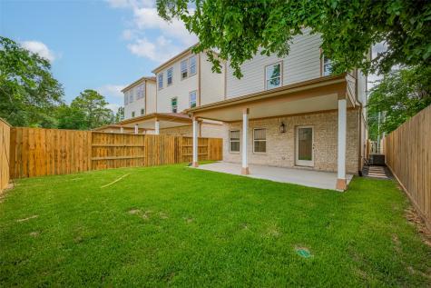 2206 Hoskins Drive Houston TX 77080