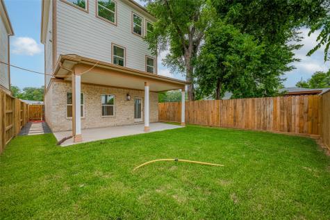 2206 Hoskins Drive Houston TX 77080