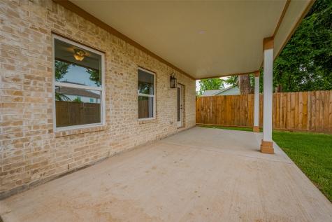 2206 Hoskins Drive Houston TX 77080