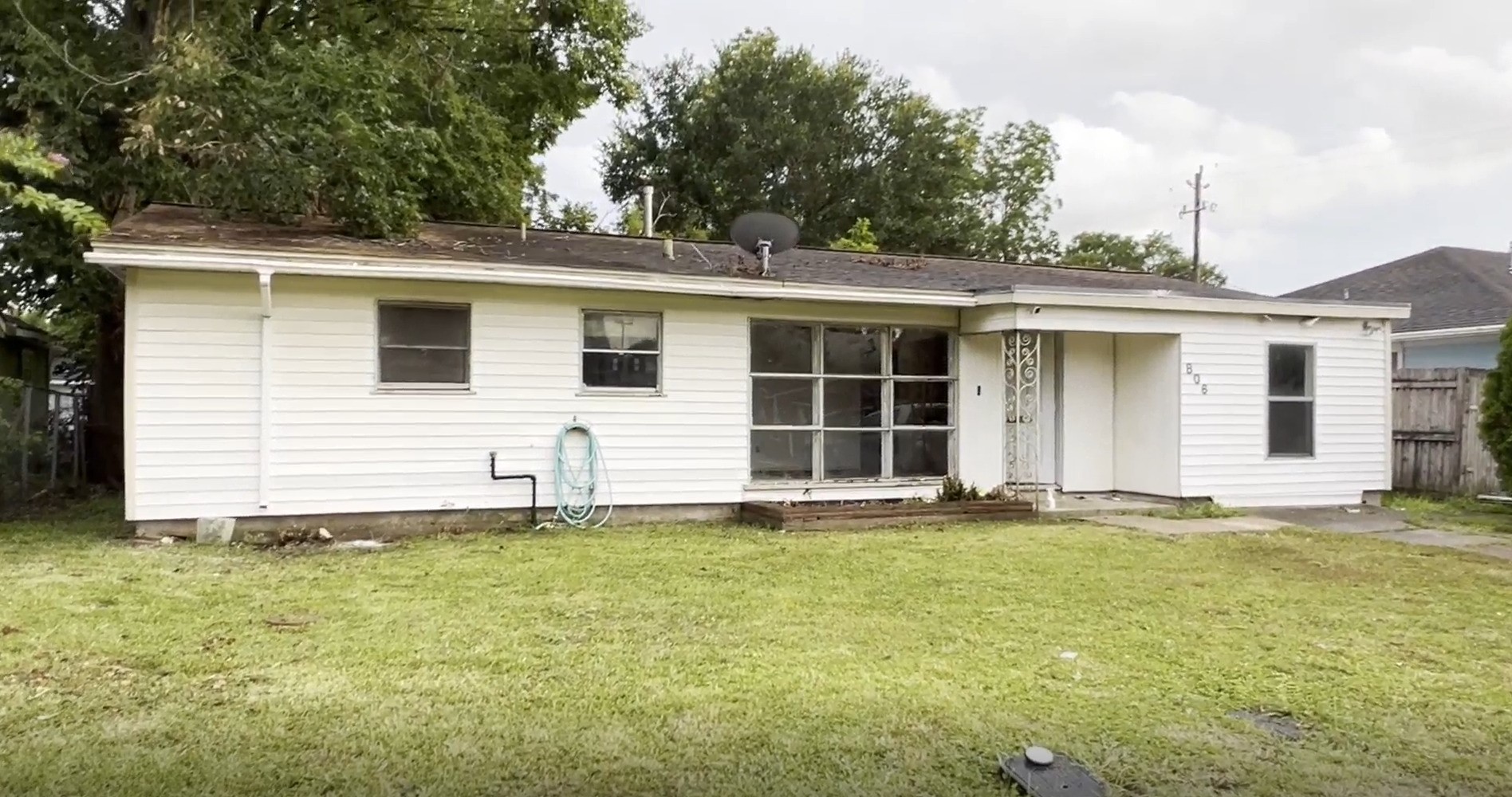 806 Hector Avenue Pasadena TX 77502