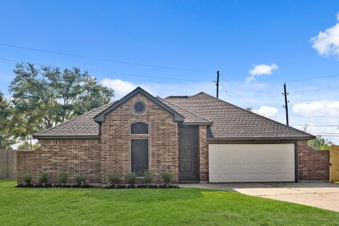 7106 Hopi Street Baytown TX 77521