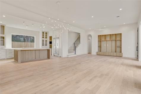1619 Woodvine Drive Houston TX 77055