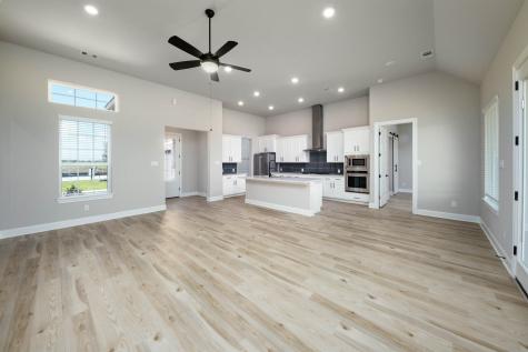 1922 June Lake Lane Iowa Colony TX 77583