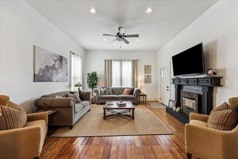 305 W Alamo Street Brenham TX 77833