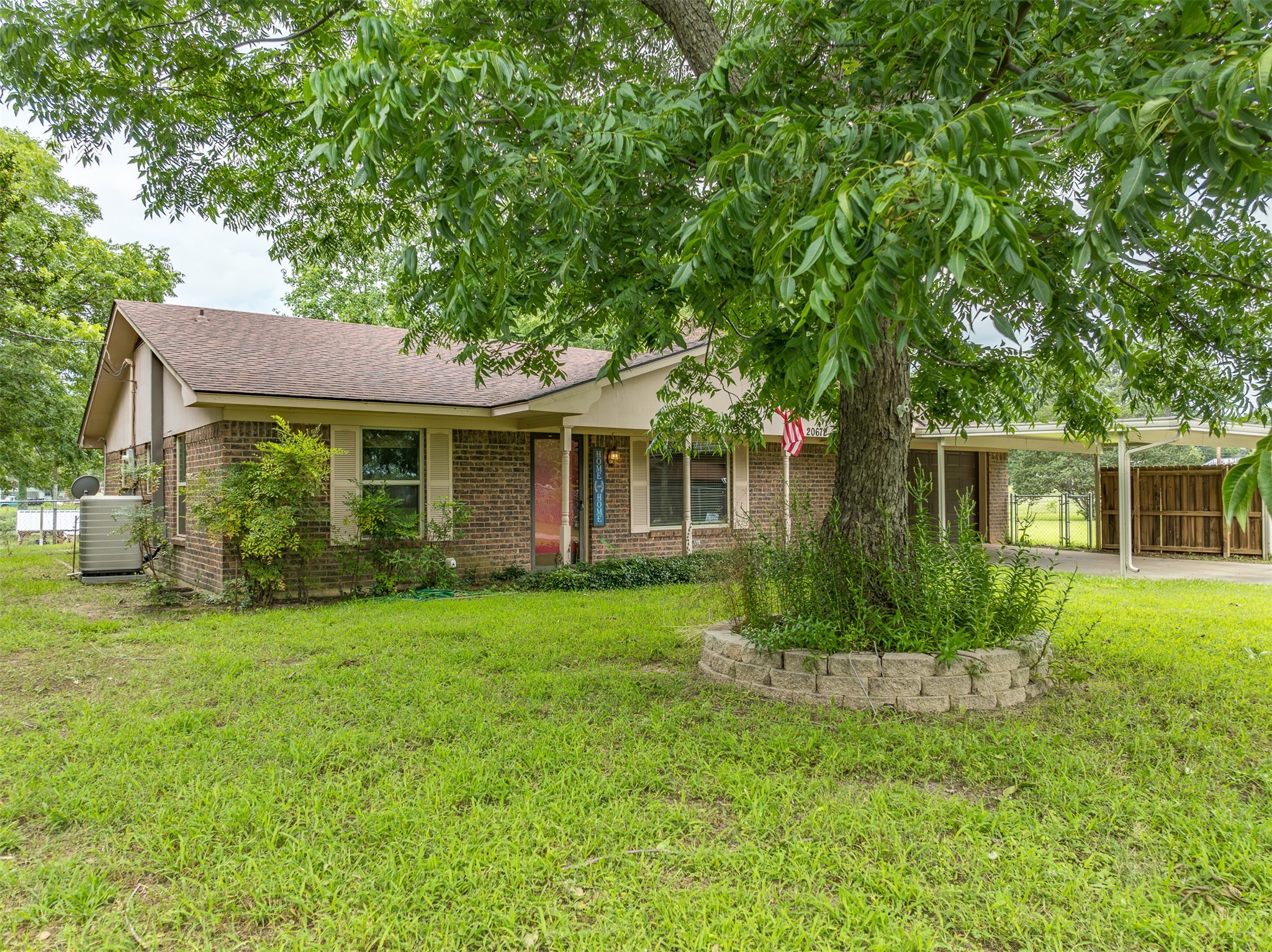 20672 Post Oak Drive Chandler TX 75758