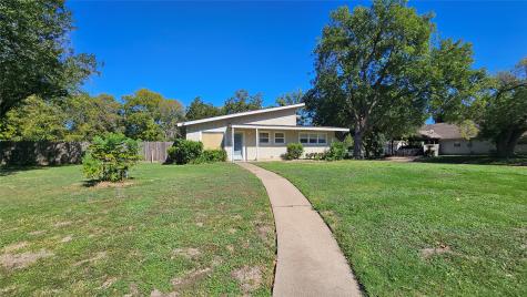 7002 Cole Creek Drive Houston TX 77092