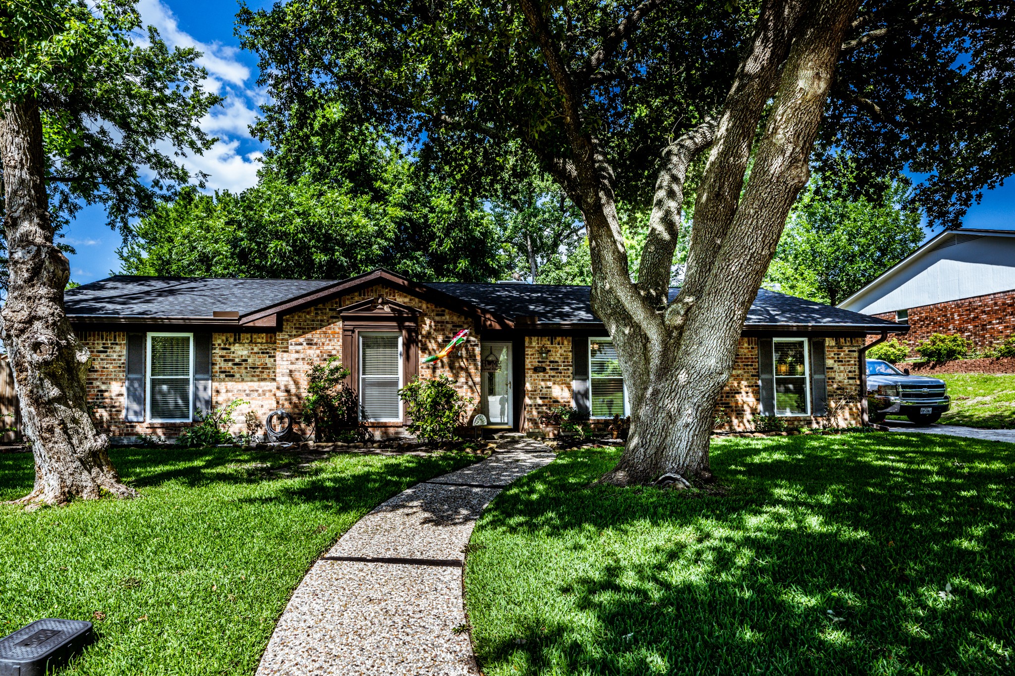 2011 Avenue S Huntsville TX 77340